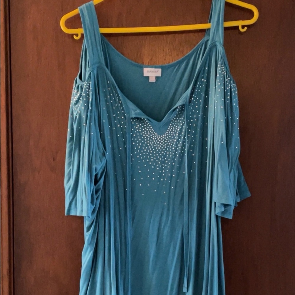 Avenue Teal Cold Shoulder blouse